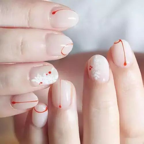 纯色美甲图片 纯色美甲图片显手白