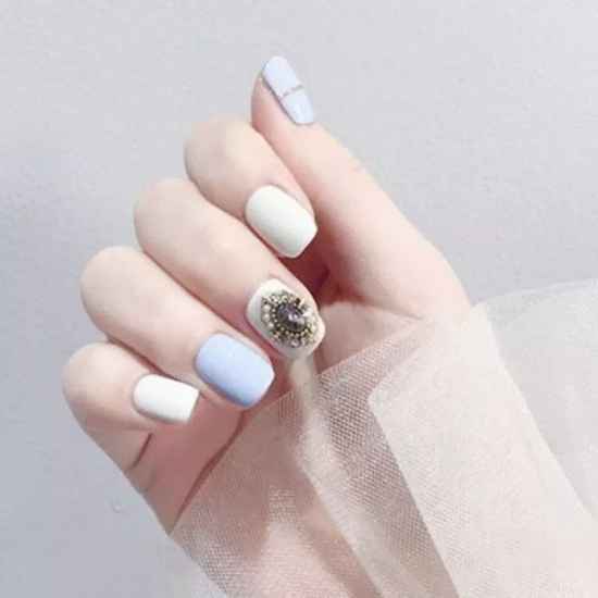 2025春季美甲流行色