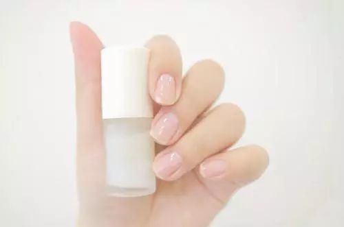 亮片美甲图片