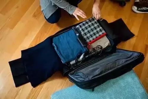 夏季旅行收纳小技巧