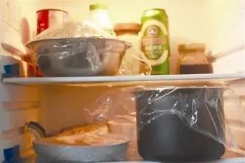 冰箱怎样快速除冰