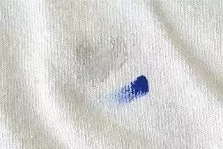 衣服染颜色了怎样去除