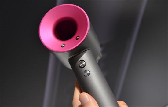 戴森吹风机多少瓦 戴森吹风机功率是多少