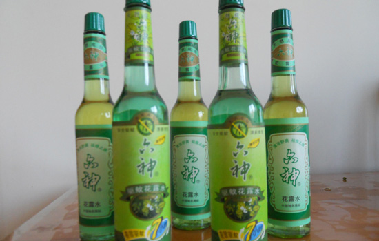 床单弄上指甲油怎么洗 指甲油弄到床单上怎么办