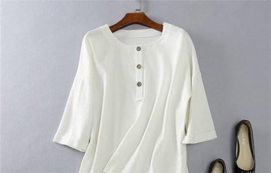 亚麻衣服容易皱怎么办 亚麻衣服除皱的小妙招