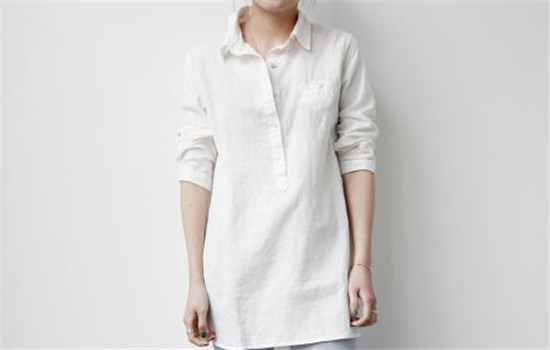 亚麻衣服容易皱怎么办 亚麻衣服除皱的小妙招