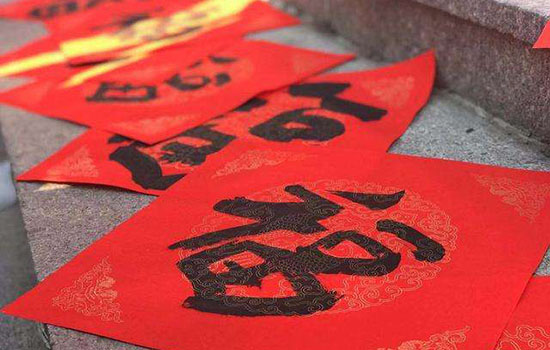 2025年春节对联大全 2025年春节有哪些精选对联
