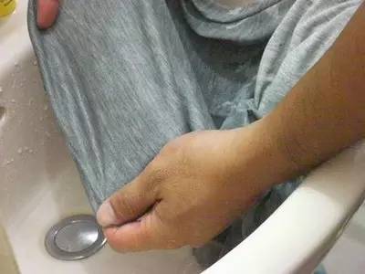洗衣去污的小窍门