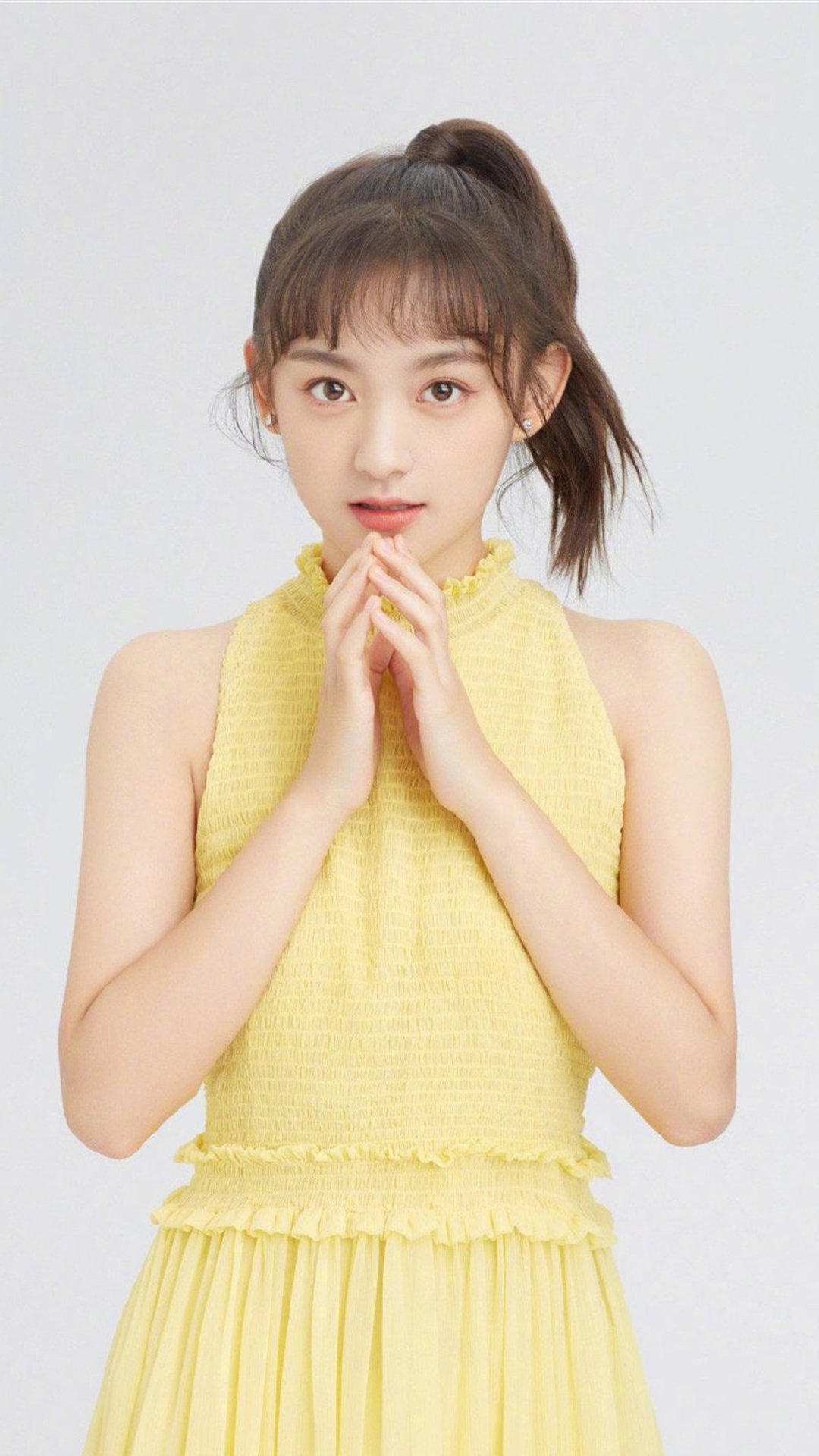 屠芷莹清新甜美写真高清手机壁纸