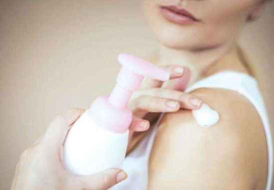 可以同时使用两种身体乳吗 两种身体乳混合可以用吗