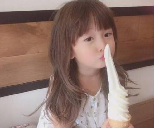 宝宝发型女绑扎方法 小宝宝发型女