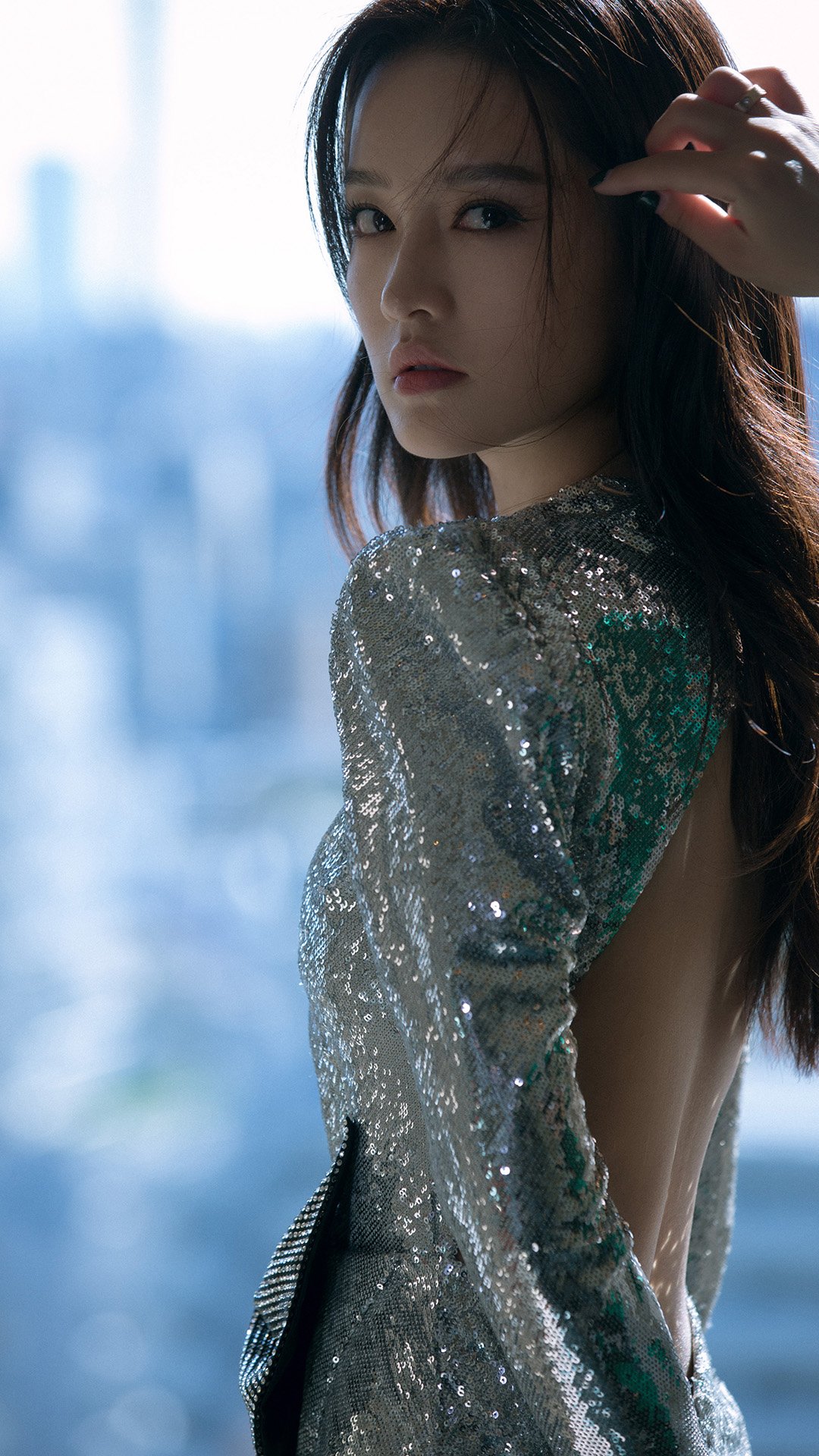 李沁礼服性感高清高清手机壁纸