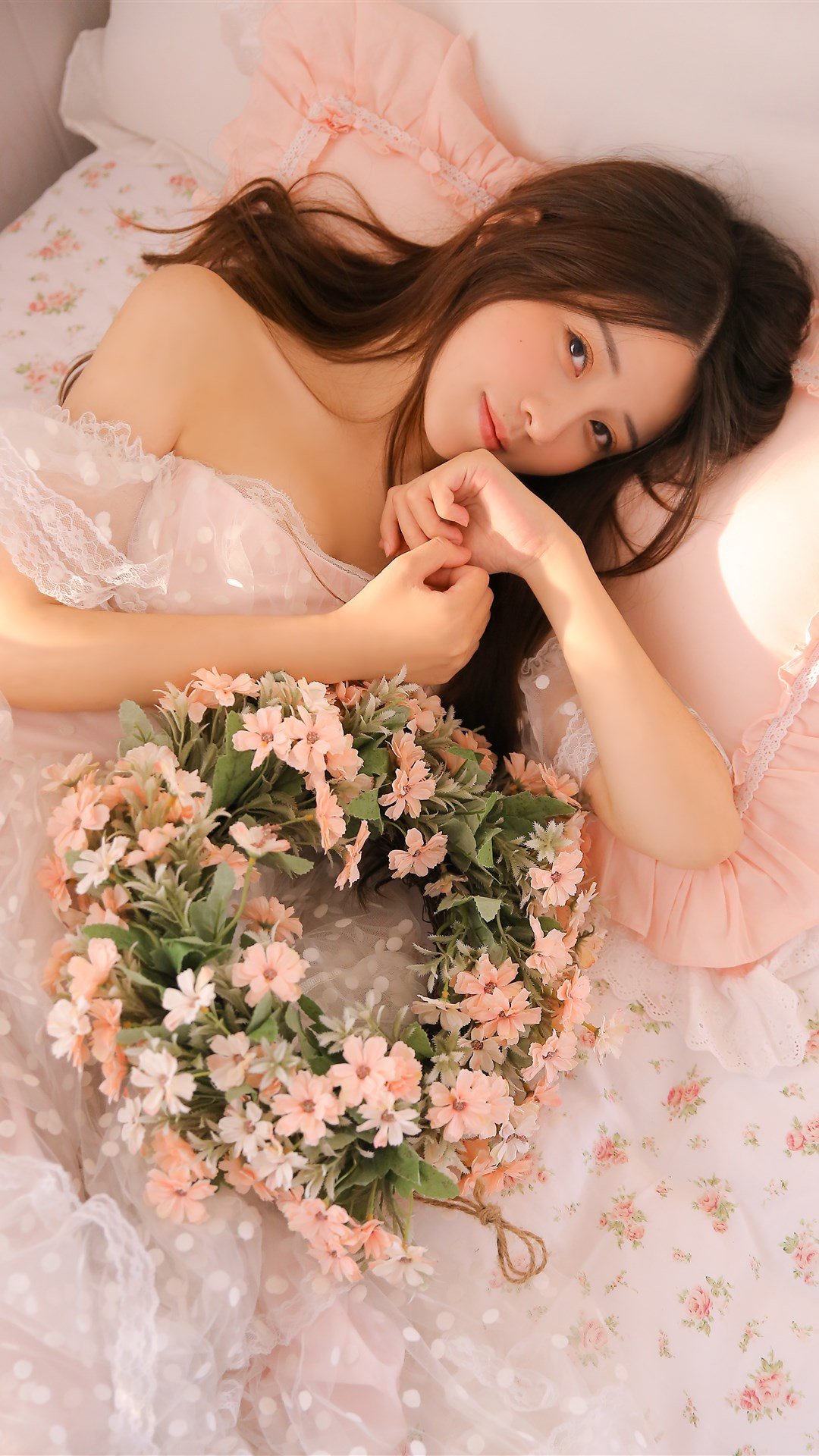 治愈系美女性感写真高清手机壁纸
