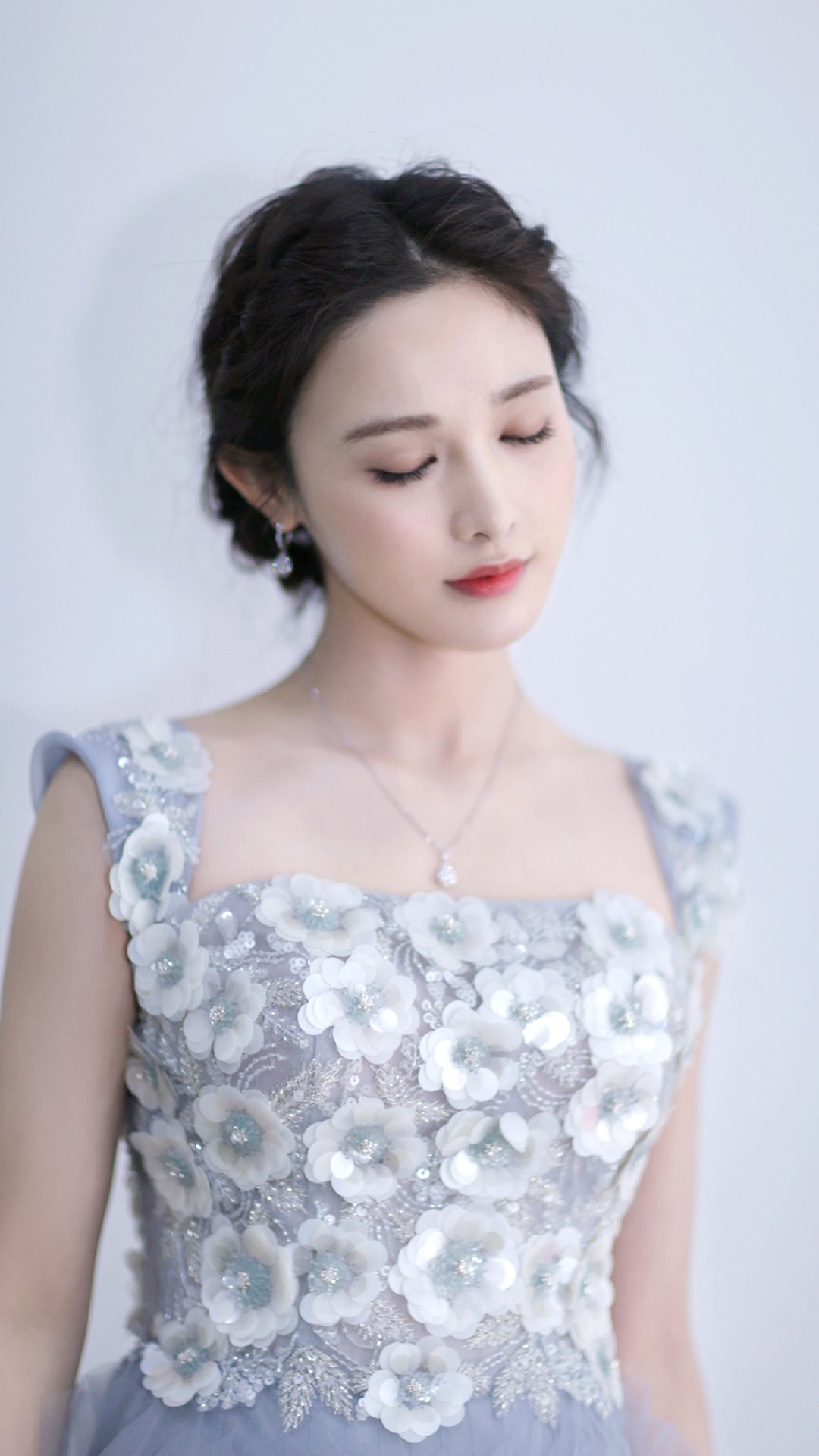彭小苒唯美仙气高清手机壁纸图片