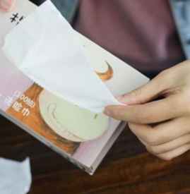 洗脸巾与化妆棉的区别 洗脸巾与化妆棉有什么区别