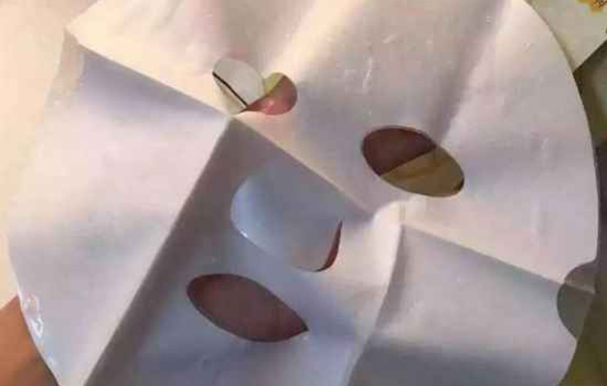 汗蒸时可以敷面膜吗 汗蒸时能做面膜吗