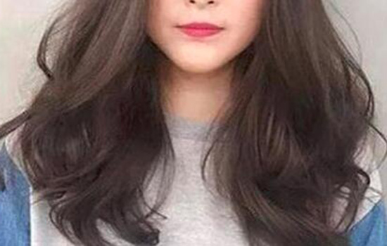 发尾卷发怎么打理
